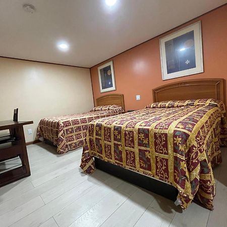 North Smithfield Travelers Motor Lodge المظهر الخارجي الصورة