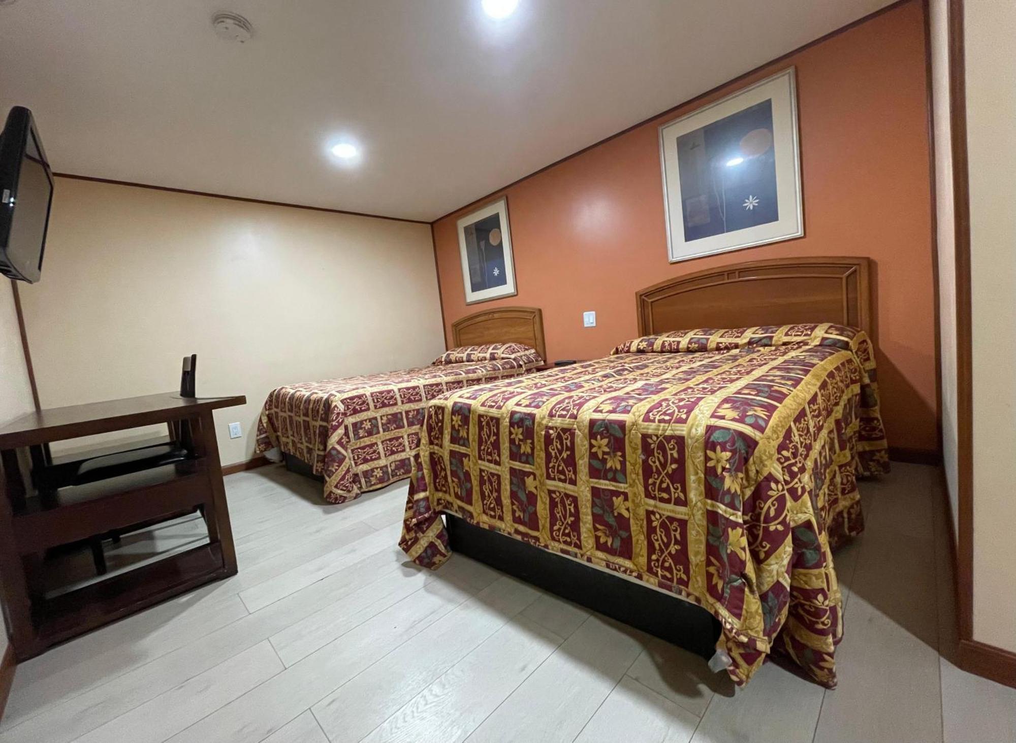 North Smithfield Travelers Motor Lodge المظهر الخارجي الصورة